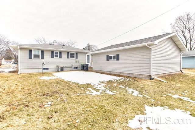 3021 16th Street, Menominee, MI 49858