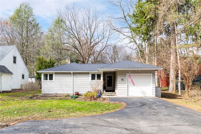 437 Landing Road North, Brighton, NY 14625