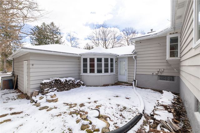 437 Landing Road North, Brighton, NY 14625