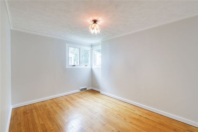 437 Landing Road North, Brighton, NY 14625