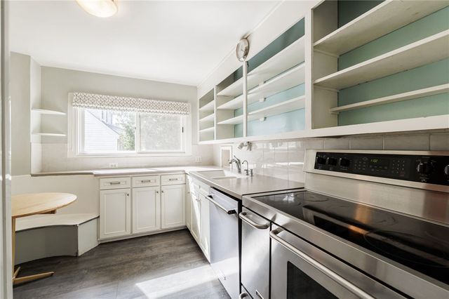 437 Landing Road North, Brighton, NY 14625