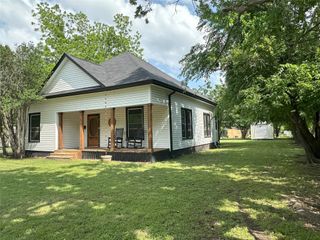 506 NE 3rd Street, Hubbard, TX 76648