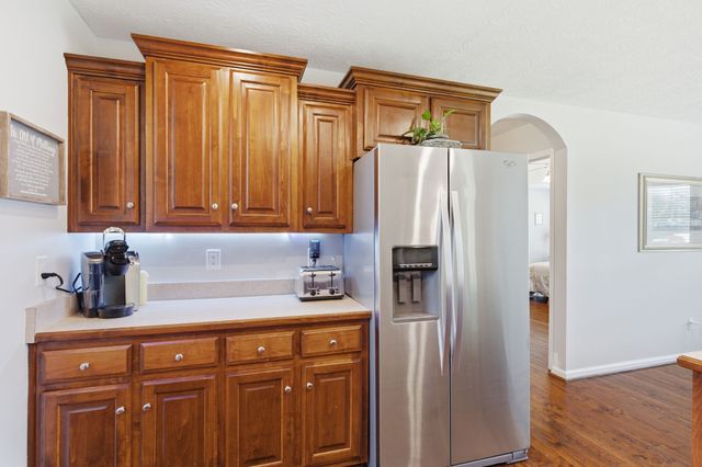 465 Old 25 Loop Road, Castalian Springs, TN 37031