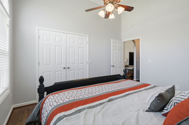 465 Old 25 Loop Road, Castalian Springs, TN 37031