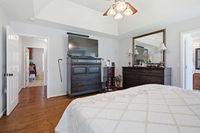 465 Old 25 Loop Road, Castalian Springs, TN 37031