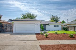 4466 E Donner Avenue, Fresno, CA 93726