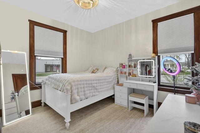 94 W Waterloo Street, Canal Winchester, OH 43110