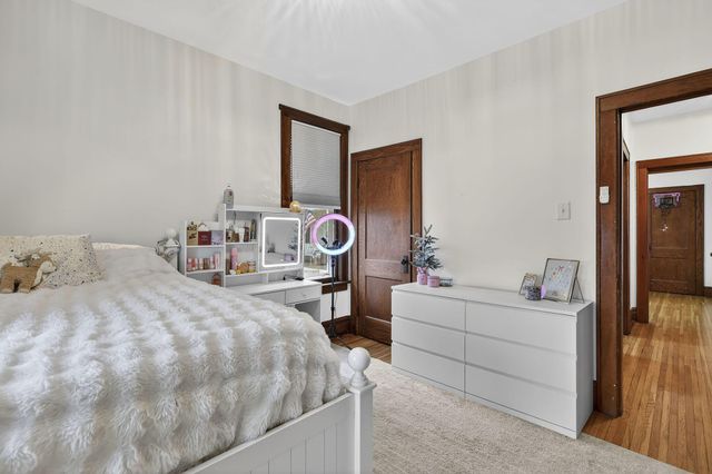 94 W Waterloo Street, Canal Winchester, OH 43110