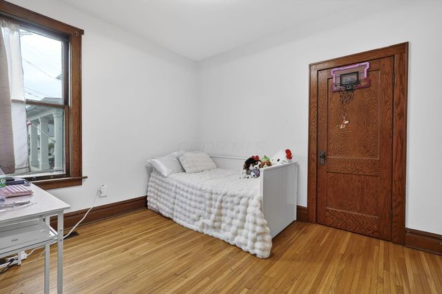 94 W Waterloo Street, Canal Winchester, OH 43110