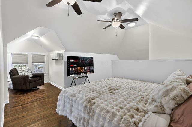 94 W Waterloo Street, Canal Winchester, OH 43110