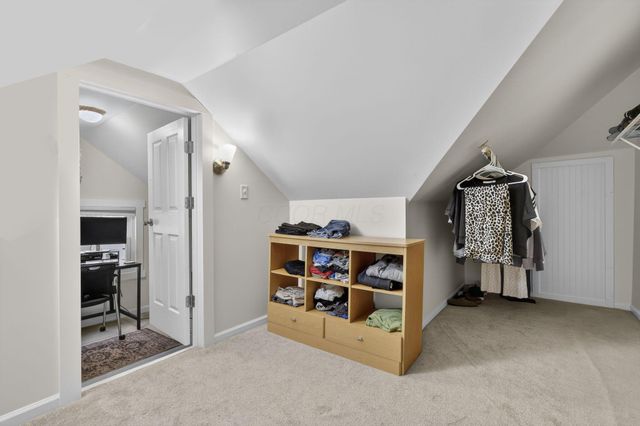 94 W Waterloo Street, Canal Winchester, OH 43110