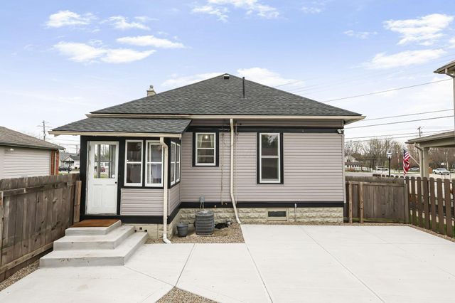 94 W Waterloo Street, Canal Winchester, OH 43110