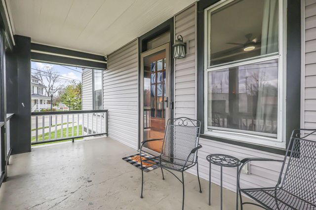 94 W Waterloo Street, Canal Winchester, OH 43110