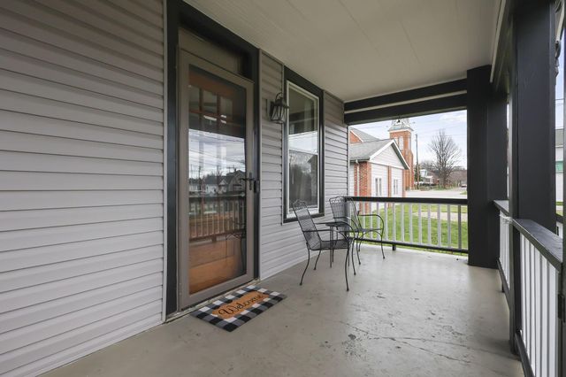 94 W Waterloo Street, Canal Winchester, OH 43110