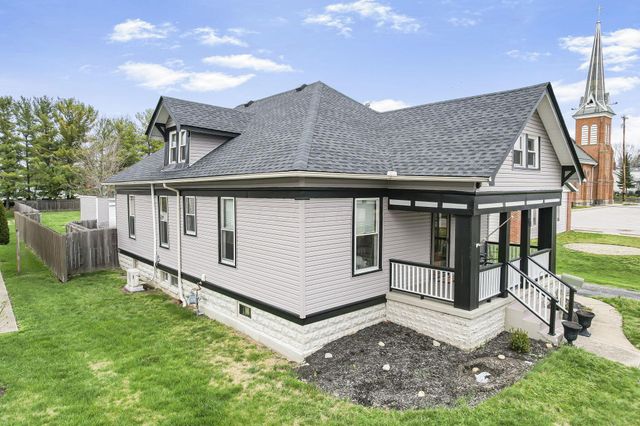 94 W Waterloo Street, Canal Winchester, OH 43110