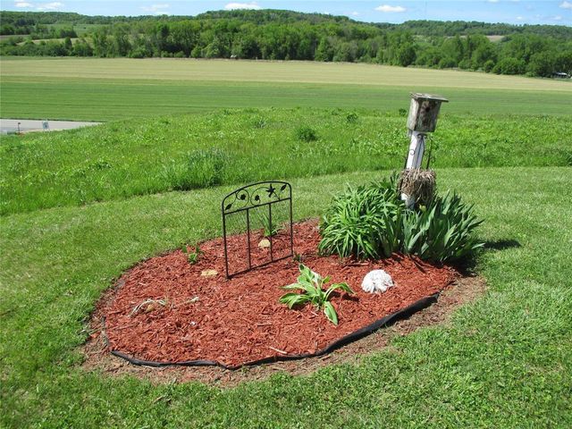 30694 County Highway, Elroy, WI 53929