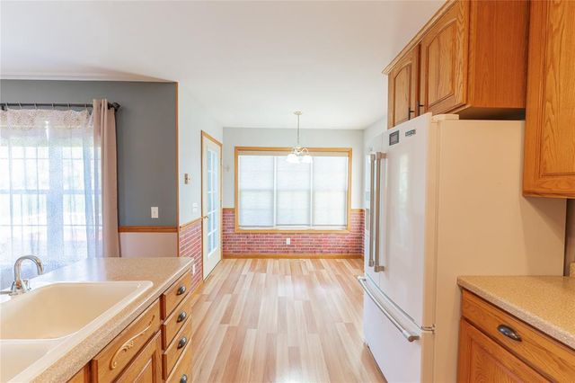 30694 County Highway, Elroy, WI 53929