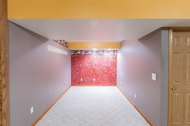 30694 County Highway, Elroy, WI 53929