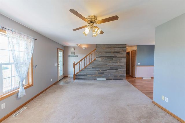 30694 County Highway, Elroy, WI 53929