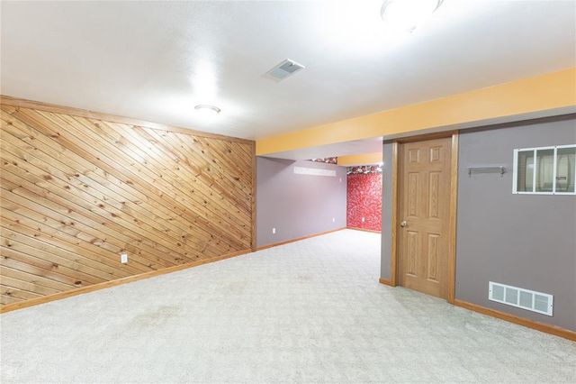 30694 County Highway, Elroy, WI 53929