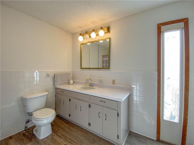 707 Campbell Town Road, Walhalla, SC 29691