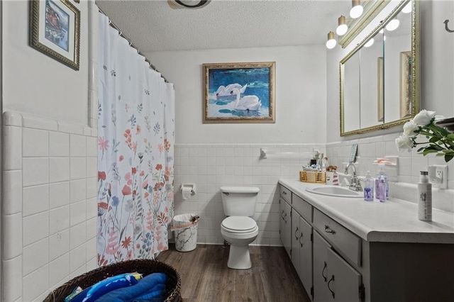 707 Campbell Town Road, Walhalla, SC 29691