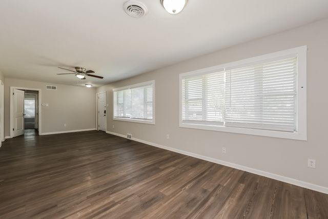 2230 Mack Lane, Dallas, TX 75227