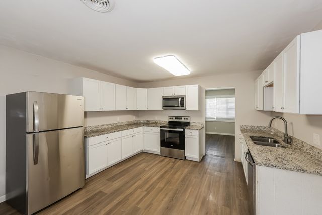 2230 Mack Lane, Dallas, TX 75227