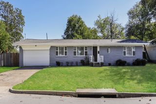 2230 Mack Lane, Dallas, TX 75227