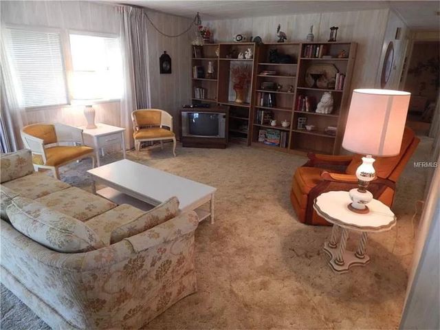 498 LONGWOOD DRIVE, Venice, FL 34285