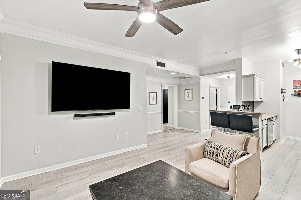 2700 Pine Tree Road NE 2108, Atlanta, GA 30324 — photo 3