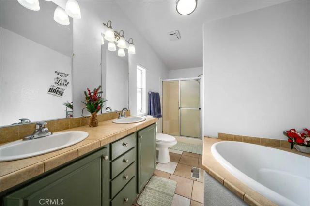 22260 Deprad, Perris, CA 92570