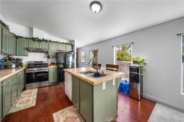 22260 Deprad, Perris, CA 92570