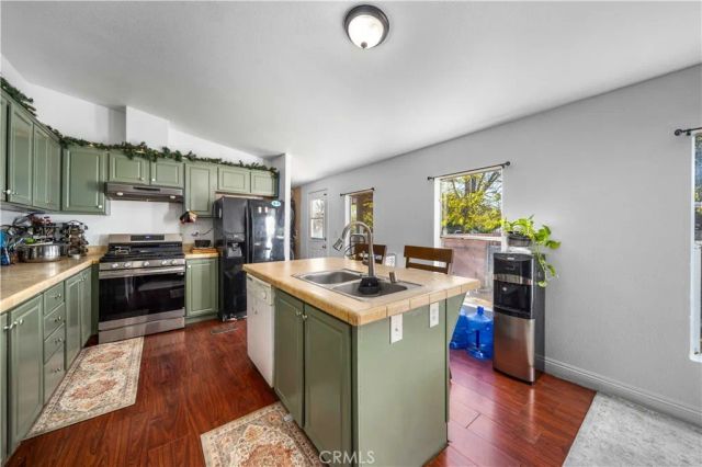 22260 Deprad, Perris, CA 92570