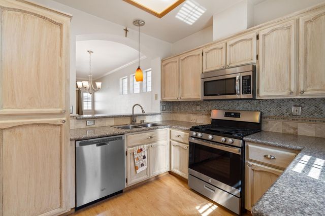 757 Hatherden Ct, Folsom, CA 95630