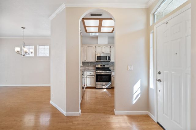 757 Hatherden Ct, Folsom, CA 95630