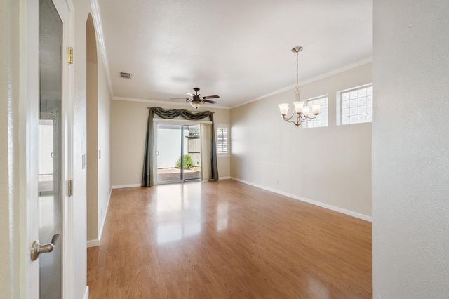 757 Hatherden Ct, Folsom, CA 95630