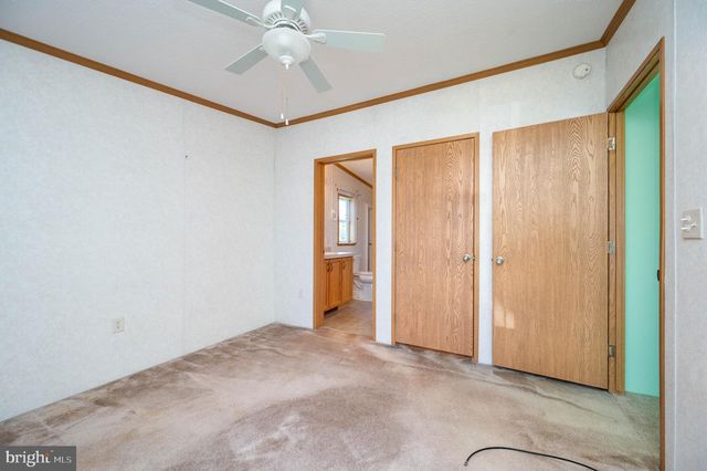 69 BAUER DR, Lebanon, PA 17046