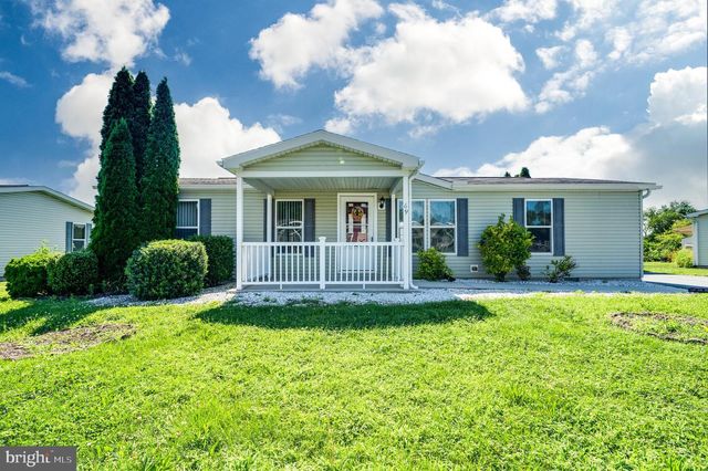 69 BAUER DR, Lebanon, PA 17046