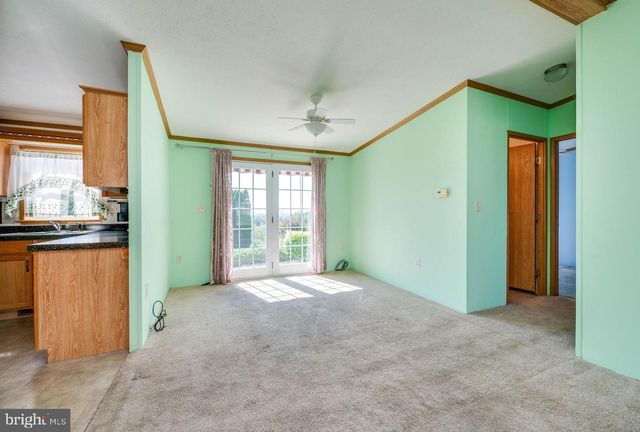 69 BAUER DR, Lebanon, PA 17046