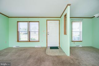 69 BAUER DR, Lebanon, PA 17046