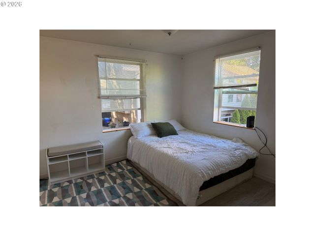 9230 Se DIVISION St 206, Portland, OR 97266