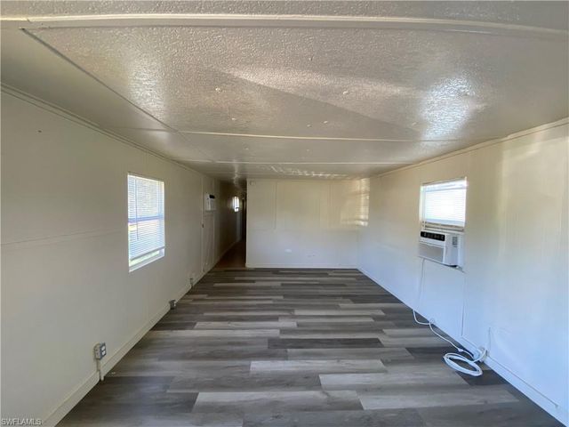 7814 Breeze DR, North Fort Myers, FL 33917