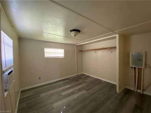 7814 Breeze DR, North Fort Myers, FL 33917