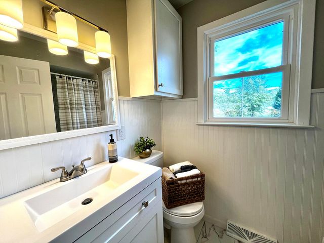 480 Carolyn Road, Washington Court House, OH 43160