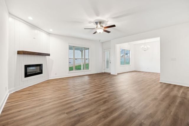 2634 Remington Trce, Clarksville, TN 37043