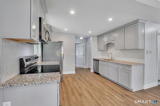 109 Porterbrook Avenue, East Hartford, CT 06118