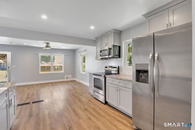 109 Porterbrook Avenue, East Hartford, CT 06118
