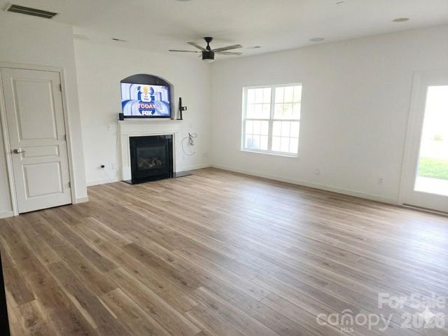 8804 Arrowhead Place Lane, Cornelius, NC 28031
