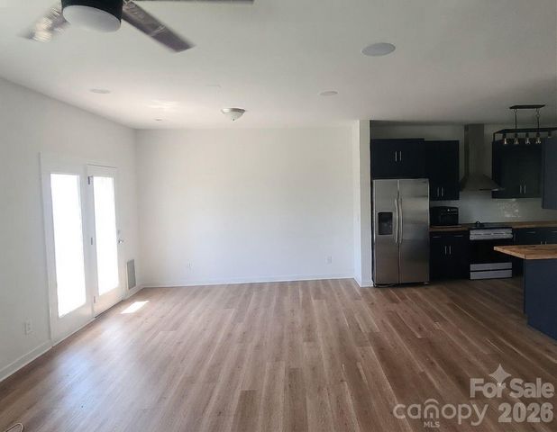 8804 Arrowhead Place Lane, Cornelius, NC 28031